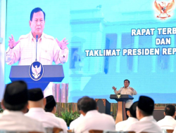 Prabowo Bahas Sekolah Rakyat dan Koperasi Desa di Ratas