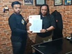 Wahyu Budianto putra kedua dari pemilik usaha rokok asal Pamekasan kini tak segan-segan menunjukkan taringnya untuk melakukan perlawanan atas ketidakadilan yang menimpanya