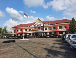 Diduga Melecehkan Dan Membawa Kabur Santrinya, Oknum Pengasuh Ponpes di Kapongan Situbondo Resmi Dilaporkan ke Polisi Oleh Wali santri nya yang berprofesi Kepala Desa Di Bondowoso. 